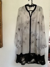 Simply Vera by Vera Wang Women’s Size L White And Black , Floral Dress