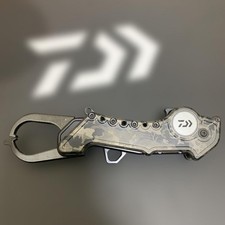 Daiwa Fish Grip Folding Fishing Tool, Light Use, Compact, Japan Import
