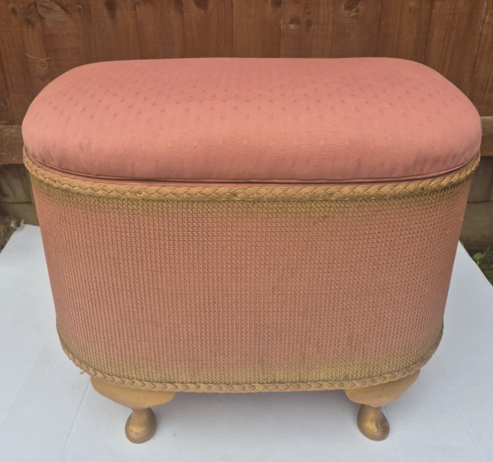 Art Deco Style Ottoman Storage Seat Trunk Footed Pink Vintage Painted - Image 2 of 4
