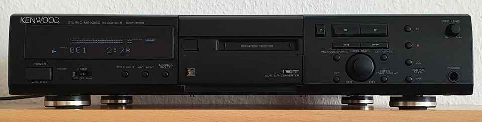 Kenwood DMF-3020 MiniDisc Recorder Player