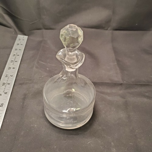 Vintage Glassware Glass Cruet Vinegar w/ Prism Stopper - Picture 4 of 7