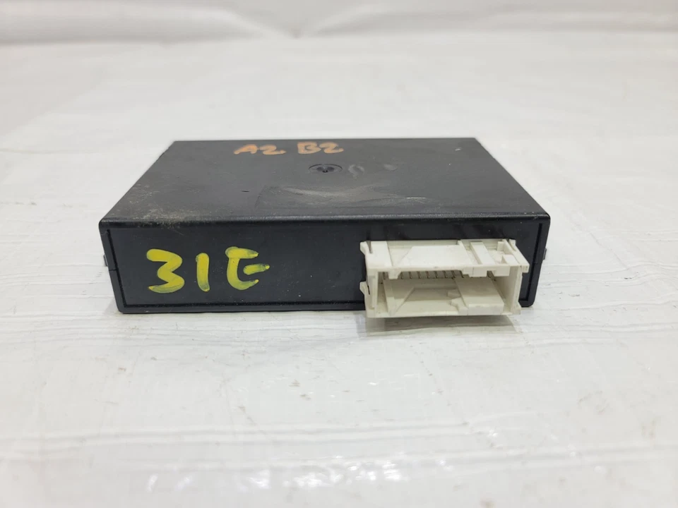1995-1999 BMW 318ti Cruise Control Module OEM 65-71-8-352-766 - Image 2 of 4