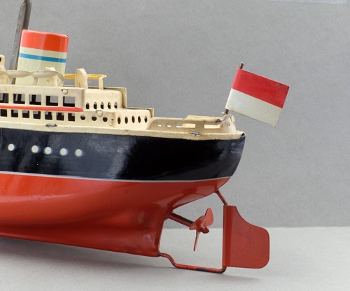 Arnold Germany Vintage Tin Toy Ocean Liner with Clockwork - Picture 7 of 12