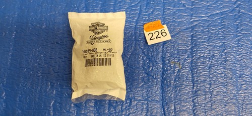 Harley Davidson CON Windshield Clamp Assy, For 35mm or 39mm Pair 58109-88B - Picture 2 of 3