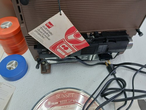 Gaf Automatic Threading Dual 8 Movie Projector - Picture 15 of 17