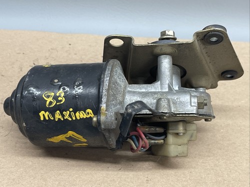 1982–1984 Nissan Maxima Windshield Wiper Motor OEM - Picture 7 of 7