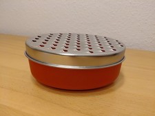 Ikea: 4er Set Reibe Käsereibe mit Behälter und Deckel blau Kunststoff Edelstahl