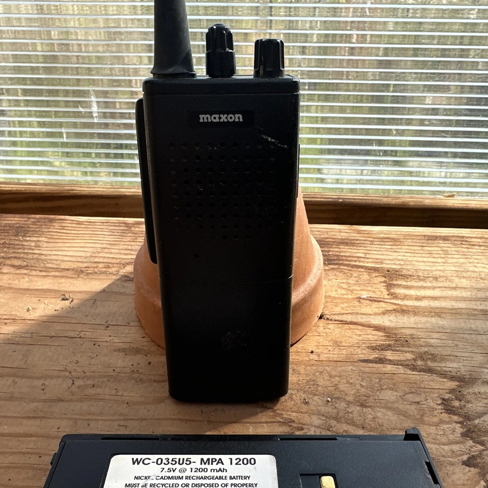 Maxon SP-130U2 com bateria WC-035U5 MPA 1200 - Imagem 3 de 4