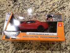 RC Jada Bigtime Muscle 1:24 2015 Dodge Challenger SRT Hellcat Radio Control