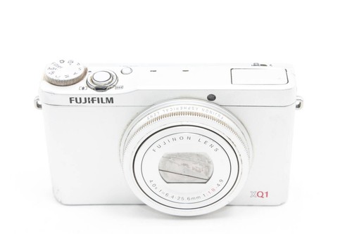 Fujifilm XQ1 Series 12.0MP Compact Digital Camera Silver Operaion Confirmed - Picture 19 of 24