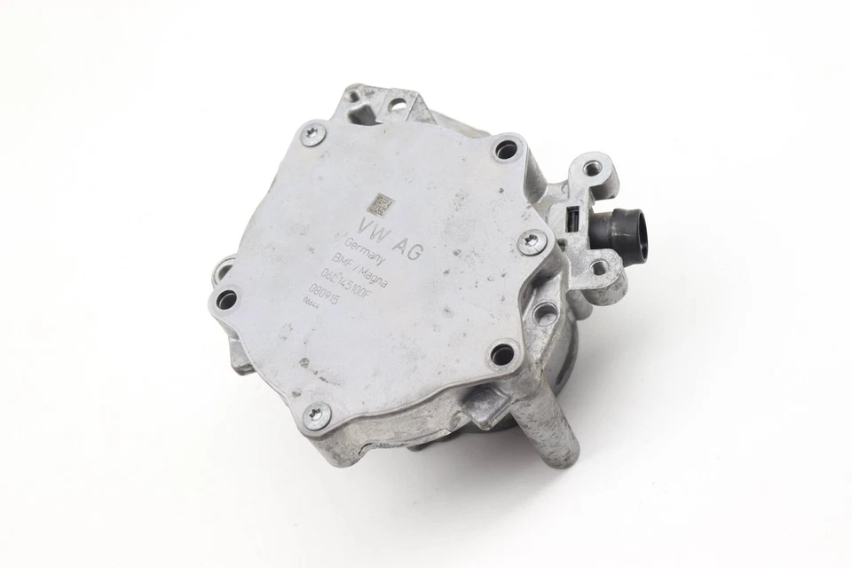AUDI A6 2016-2018 2,0 L - Bomba de vacío 06L145100F Foto 3 de 4