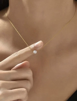 Kette Aus Edelstahl mit Funkelndem Solitär-Zirkonia 18K Vergoldet Wasserfest - Bild 1 von 4