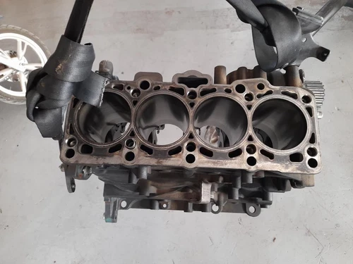 03G103011R Blocco per VOLKSWAGEN PASSAT BERLINA (3C2) Advance 2006 2846692 - Foto 4 di 6