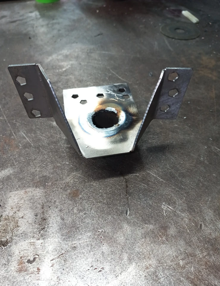 Mk5 / 6 Fiesta Rear Coil Spring Mount Bracket Repair Section ASSEMBLED Nearside - Image 2 of 3