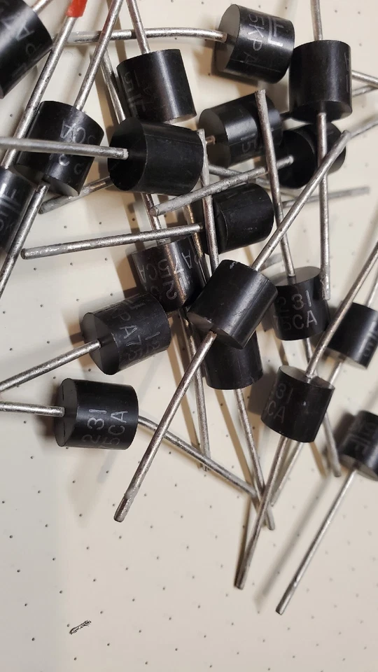 (4 Pcs) 15KPA75CA Little Fuse Diode TVS Bidirectional 75V 15KW 400A 15kpa75 - Image 2 of 2