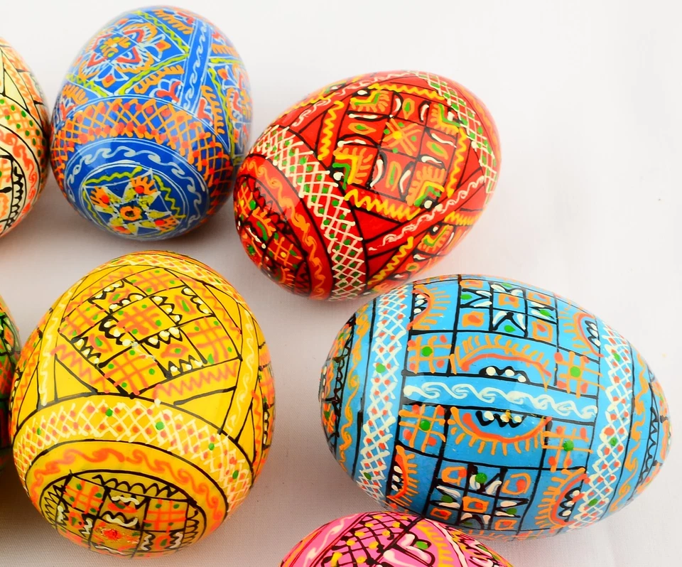 12  Wooden Ukrainian Lemko Pysanky Pysanka Easter Painted Eggs. - Image 4 of 4