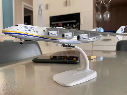 Antonov An-225 Mriya 1/400 Scale Metal Model Super-Heavy Cargo Aircraft Ukraine - Picture 12 of 15