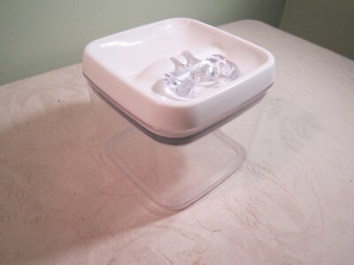 Better Homes & Gardens Plastic 6.5 Cup Container Canister w/ Sealing Lid
