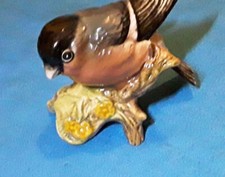 BESWICK BULLFINCH 1042 FIGURINE.