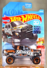 2018 Hot Wheels #298 HW Hot Trucks 5/10 RAM 1500 Black-Org w/Gold Beadloc Rim Sp