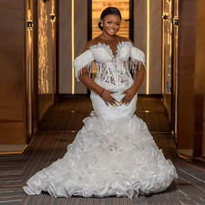 African Beaded Long Sleeves Bridal Dress Tierred Applique Wedding Gowns Ruffle