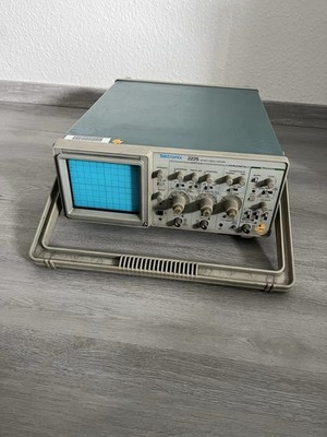Tektronix TDS2001C 2x50MHz Digitales Oszilloskop