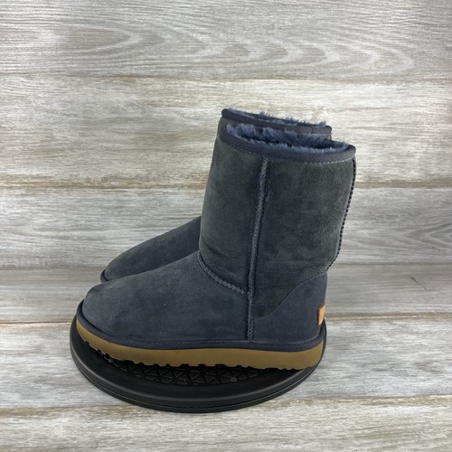 UGG Women’s Classic Short II Navy Blue Suede Boots Size 7