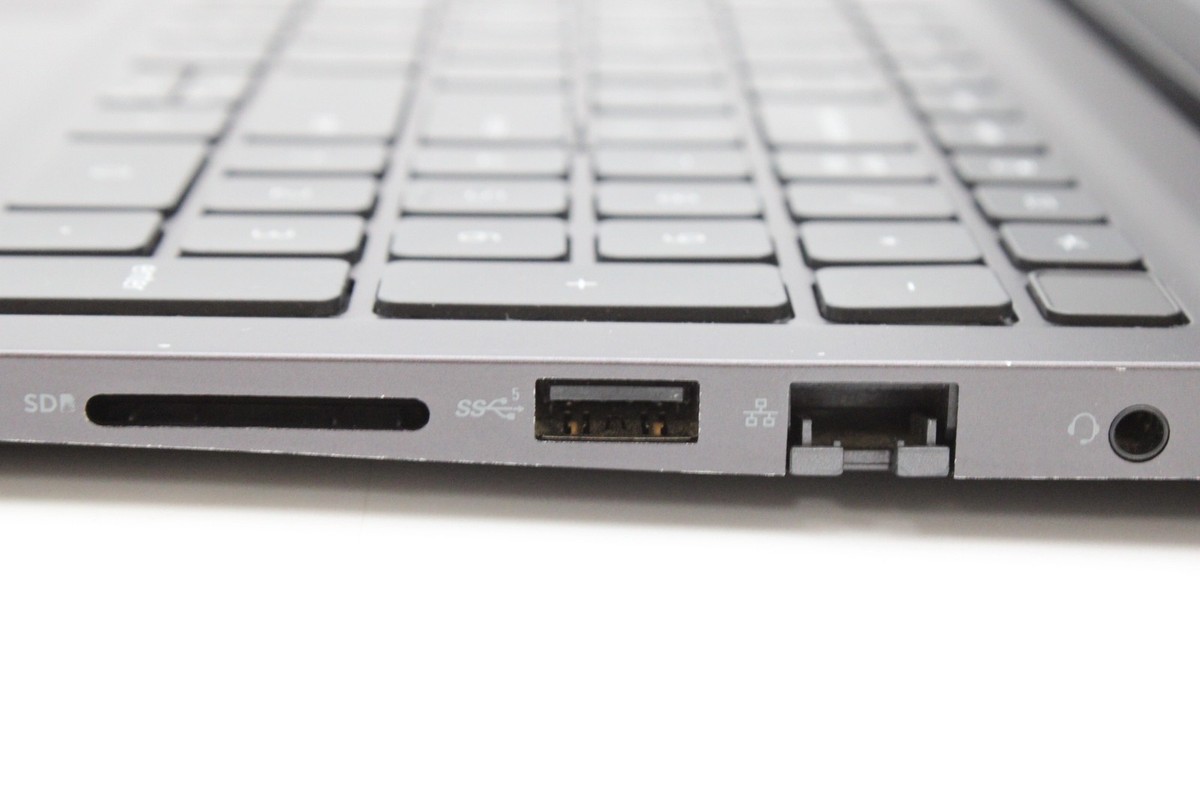 Vostro5510 Corei7-11390H 16GB 512GB 美品 Vostro5510 Corei7-11390H 16GB 512GB 美品 Dell Vostro 15 5510