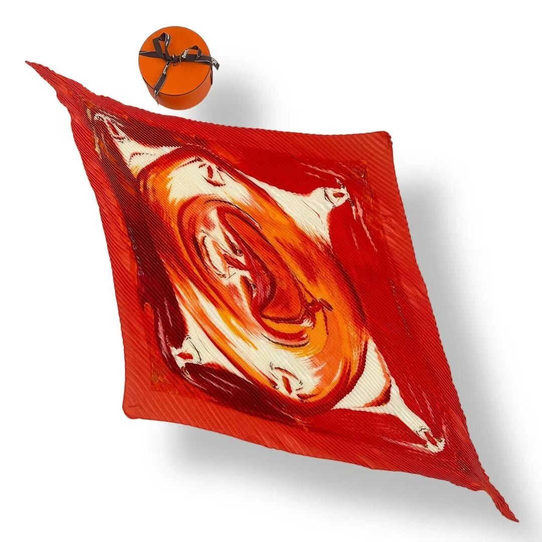 Hermes Pleated Scarf Smiles In Third Millenary Silk Red With Box