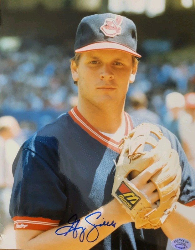 Greg Swindell Signed Cleveland Indians 8x10 Photo (Stack of Plaques COA)