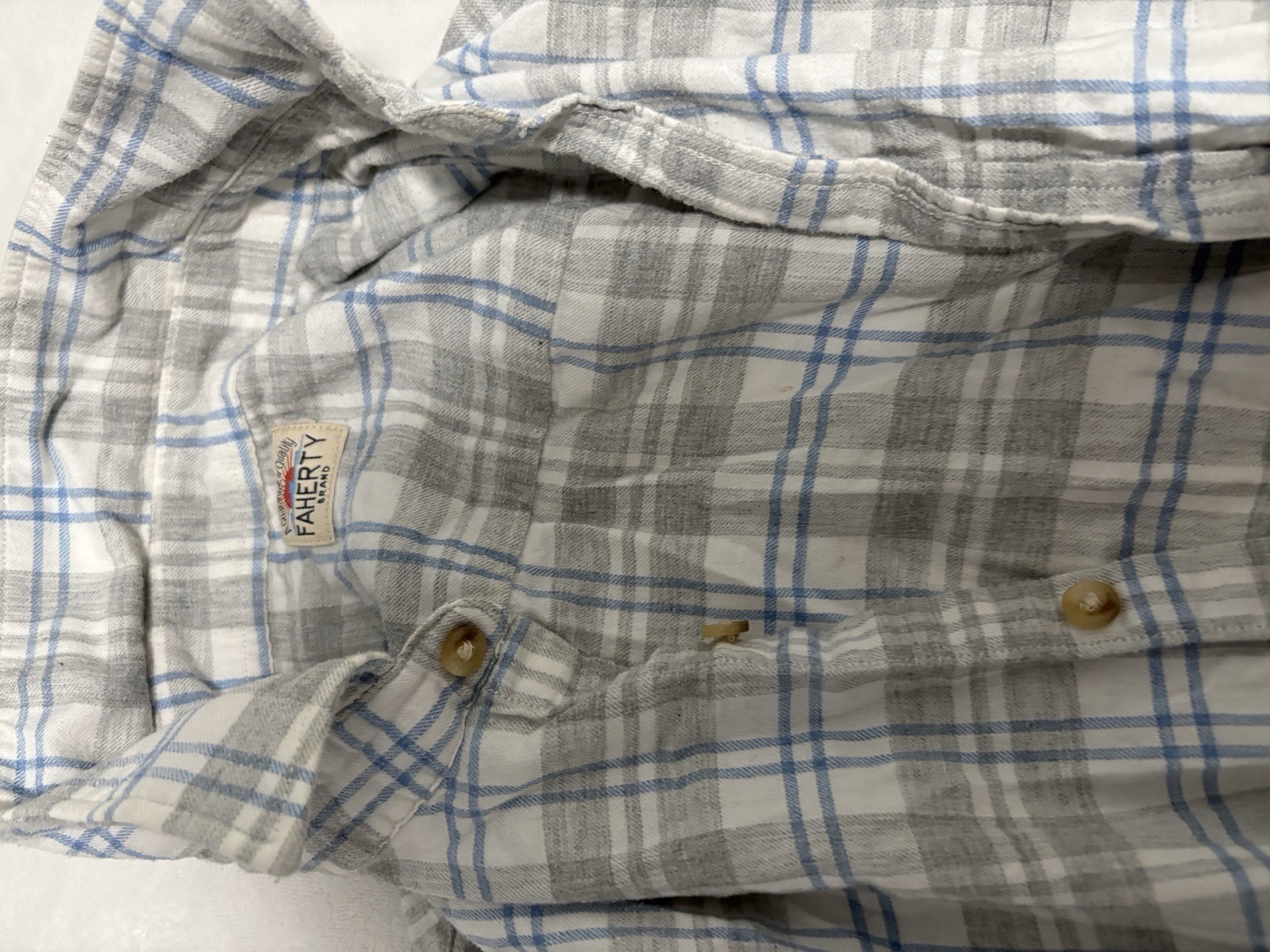 Faherty Flannel Medium - image 3
