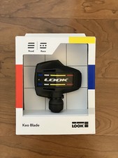 Pedali stradali Look Keo Blade in carbonio. Tensione 12nm. Fattore Q 53mm