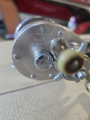 vintage Direct Drive Shakespeare fishing reel number 1950. (210