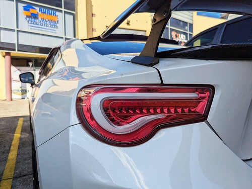 VALENTI Clear Red LED Tail lights for Toyota 86 GTS Subaru BRZ ZN6 Dynamic light - Picture 13 of 15