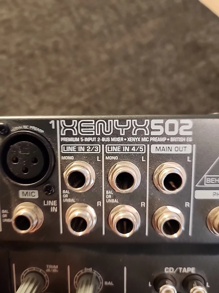 Behringer Xenyx 502 Premium 5-Input 2-Bus Mixer NO POWER CABLE untested parts - Image 3 of 4