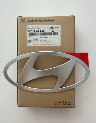 GENUINE OEM ''H'' FRONT Bumper Emblem Silver 86311-AAAA0 for 24-25 Hyundai Elantra