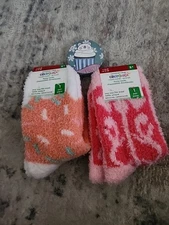 Lot Of 2 Fuzzy Socks And 1 Instant Towel