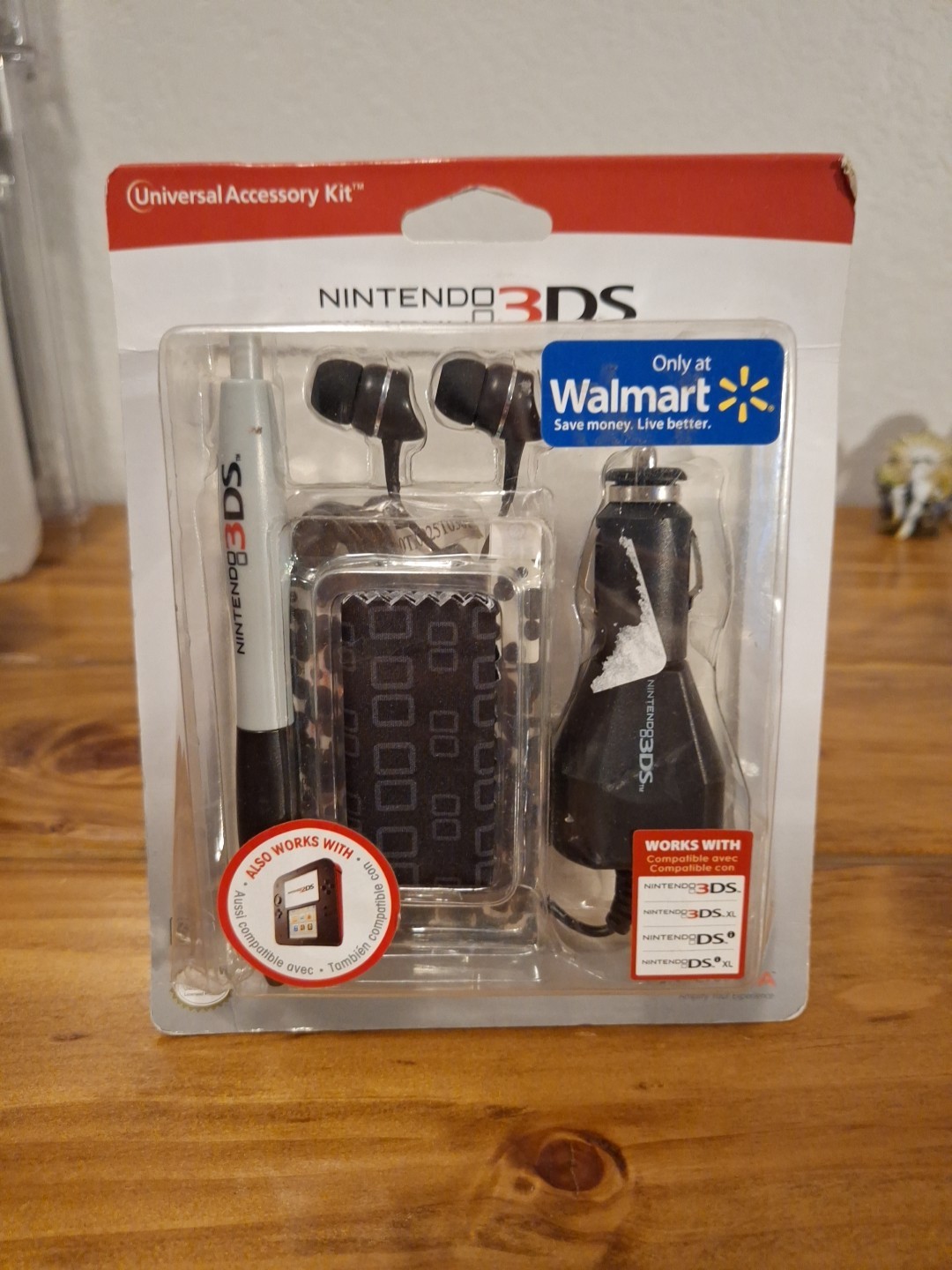 Nintendo 3DS Car Adapter Charger W/ Headphones Bundle Pack Brand New Sealed 