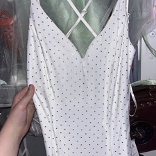 Windsor Petite 3 White V-Neck Full-Length Sleeveless Beaded Polyester Gown