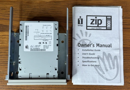 IOMEGA 100M Z100i INTERNAL SCSI DRIVE WITH MOUNTING BRACKETS DRIVE CAGE & BEZEL