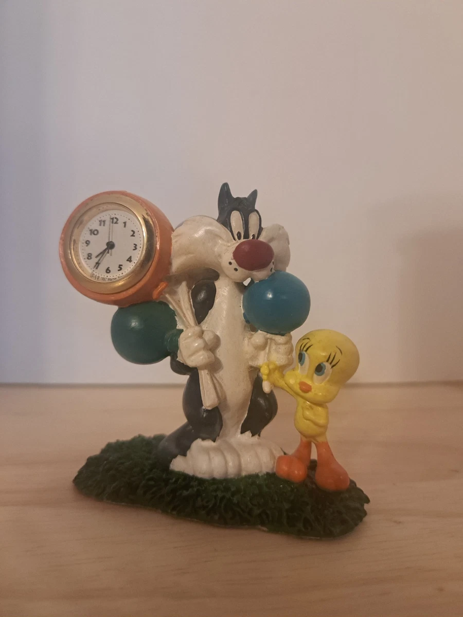 Tweety Sylvester Clock In Collectible Looney Tunes Items for sale