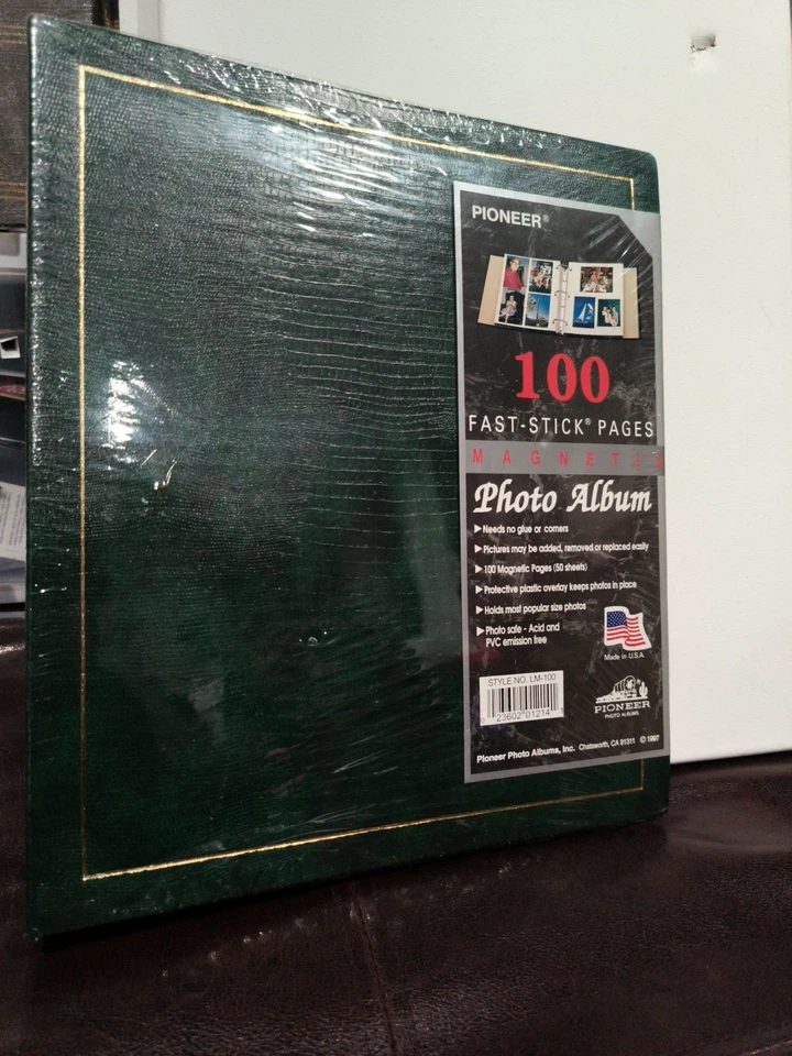 Pioneer Photo Album Magnetic 100 Stick Pages Green Gold Trim USA NOS Vtg Sealed - Image 4 of 4