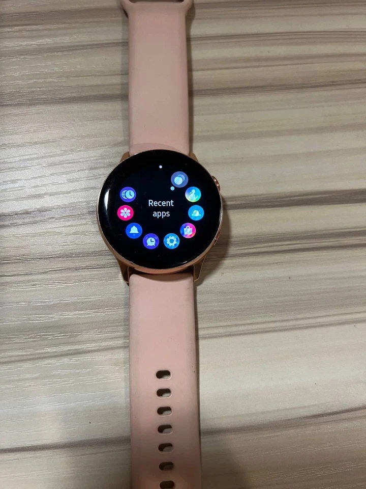 Samsung Galaxy Watch Active SM-R500 – 40mm Rose Gold – Pink Strap - Image 2 of 4