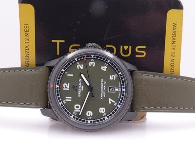 BREITLING AVIATOR 8 CURTISS WARHAWK M17315 GRÜN MIT PAPIEREN WIE NEU UHR