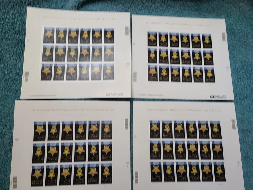 Medal of Honor Stamps: World War II 4 Folios of 20 Mint. 6 First Day Issue Sets - Image 2 of 4