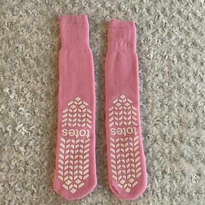 New 1 pair Vintage Totes baby pink cozy acrylic fuzzy lounging socks grannycore