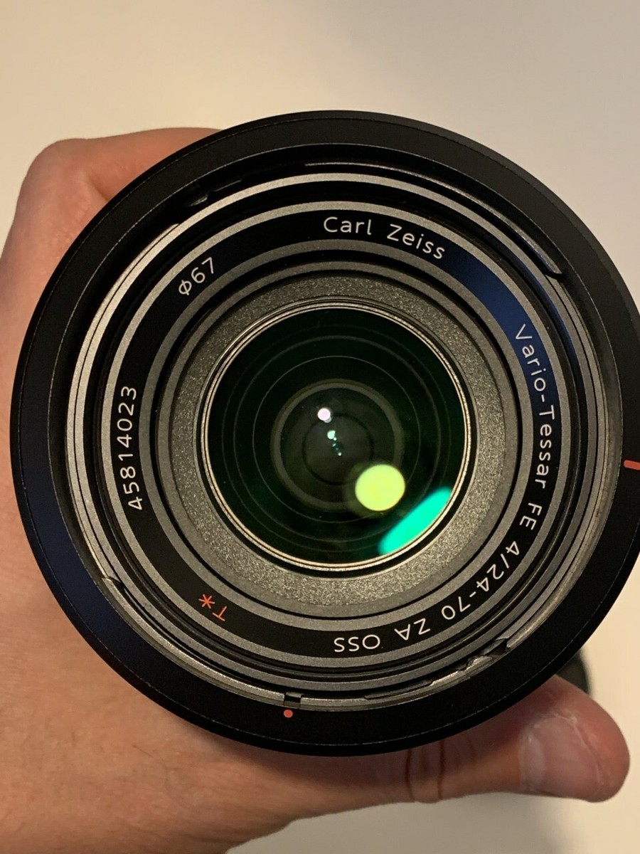 Sony Zeiss Vario-Tesar T* FE 24-70mm F4 ZA OSS - PRISTINE NEVER