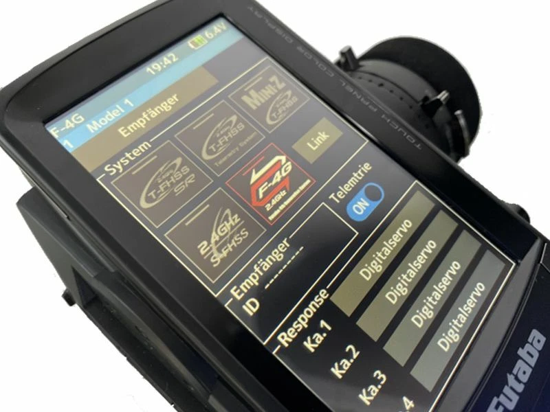 Futaba 10PX Sender 10-Kanal # Combo (2.4GHz / F-4GR404SBS-E Empfänger)   - Bild 3 von 4