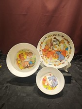 Vintage Winnie The Pooh 3 Piece Melamine Walt Disney Dish Set Plate 2 Bowls