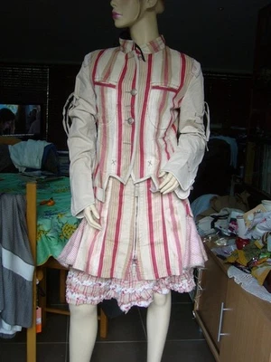 MARITHE+FRANCOIS GIRBAUD : veste rayée beige et rouge, neuve valeur 599€ - Photo 1/4